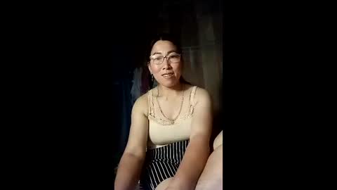Snapshot of mickye00 chatting on 28, 4, 2026 Miky online show from 28, 4, 2026
