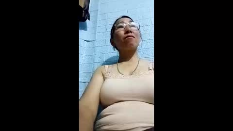Snapshot of mickye00 chatting on 2, 5, 2026 Miky online show from 2, 5, 2026