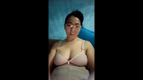 Snapshot of mickye00 chatting on 23, 5, 2026 Miky online show from 23, 5, 2026