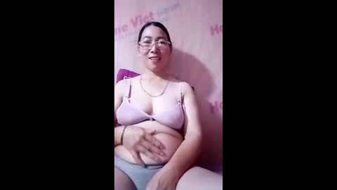 Snapshot of mickye00 chatting on 9, 6, 2026 Miky online show from 9, 6, 2026