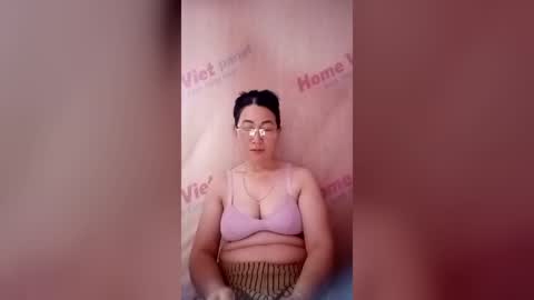 Snapshot of mickye00 chatting on 29, 6, 2026 Miky online show from 29, 6, 2026