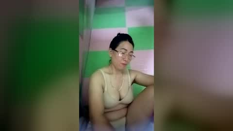 Snapshot of mickye00 chatting on 6, 7, 2026 Miky online show from 6, 7, 2026