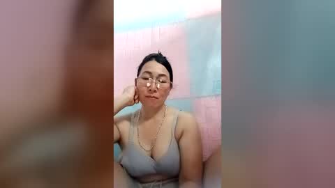 Snapshot of mickye00 chatting on 10, 7, 2026 Miky online show from 10, 7, 2026