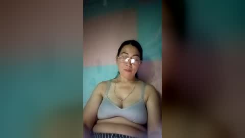 Snapshot of mickye00 chatting on 14, 7, 2026 Miky online show from 14, 7, 2026