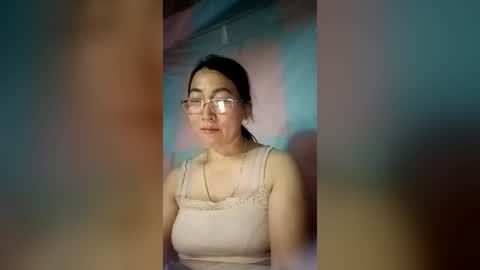 Snapshot of mickye00 chatting on 19, 7, 2026 Miky online show from 19, 7, 2026