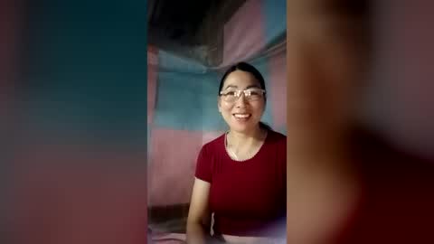 Snapshot of mickye00 chatting on 2, 8, 2026 Miky online show from 2, 8, 2026