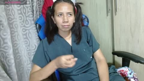 vanesa sexy online show from 7, 6, 2026