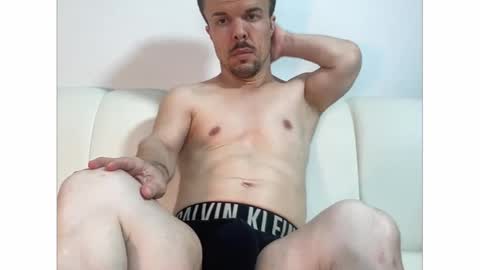 Aaron online show from 11, 10, 2025