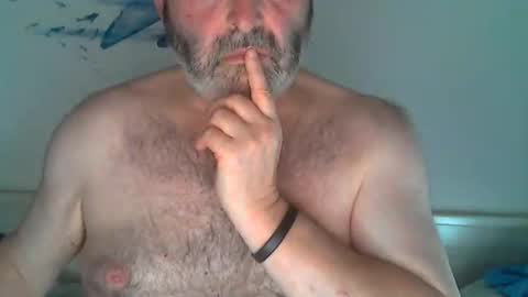 Snapshot of midhir chatting on 10, 6, 2026 kike online show from 10, 6, 2026