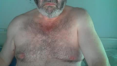 Snapshot of midhir chatting on 10, 7, 2026 kike online show from 10, 7, 2026