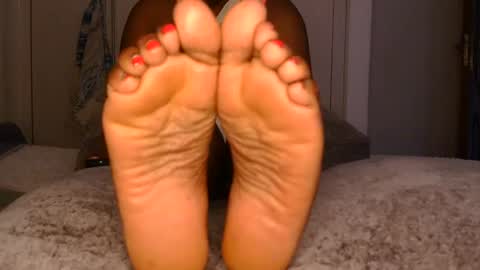 Snapshot of midnight_goddess chatting on 12, 6, 2026 Kelly online show from 12, 6, 2026