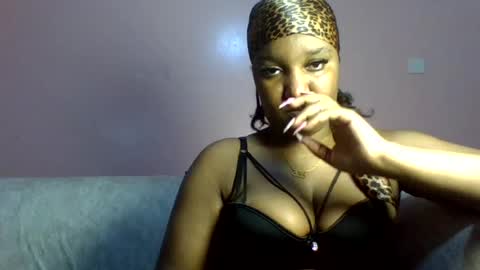 midnight_sexy online show from 24, 7, 2026