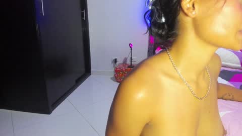 Snapshot of midnight_vk chatting on 21, 12, 2024 VanyaKlaus online show from 21, 12, 2024