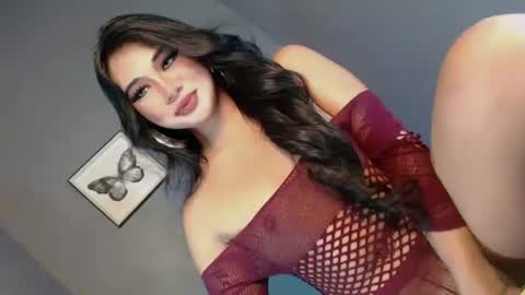 Call me Yhana online show from 8, 7, 2026