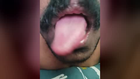 MidnightFlirtX online show from 24, 4, 2026