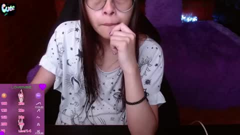 Snapshot of midoriquinn chatting on 4, 6, 2026 Midori 7u7 online show from 4, 6, 2026