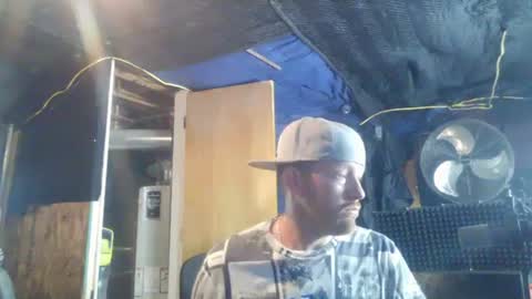 Snapshot of midtownhustler chatting on 23, 9, 2025 midtownhustler online show from 23, 9, 2025