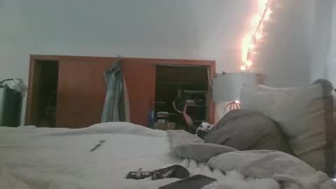 Snapshot of midtownhustler chatting on 15, 10, 2025 midtownhustler online show from 15, 10, 2025