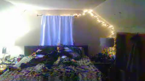 Snapshot of midtownhustler chatting on 29, 10, 2025 midtownhustler online show from 29, 10, 2025