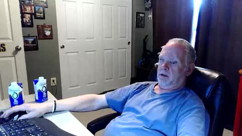 midwestdad09 online show from 24, 4, 2026