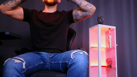 MightyAaron online show from 11, 2, 2025