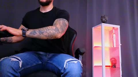 MightyAaron online show from 9, 3, 2025