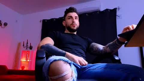 MightyAaron online show from 7, 1, 2026