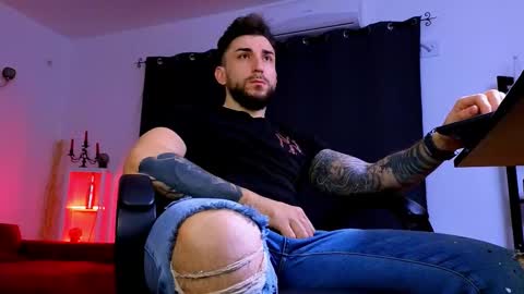 MightyAaron online show from 25, 2, 2026