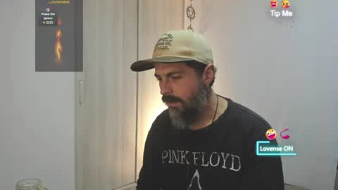 Miguel Angel online show from 25, 6, 2026