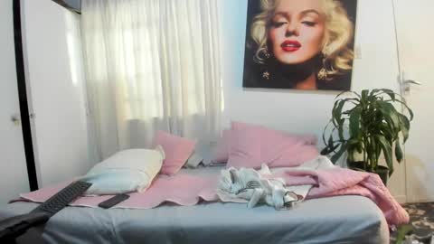 Miguel Hernandez online show from 8, 12, 2024