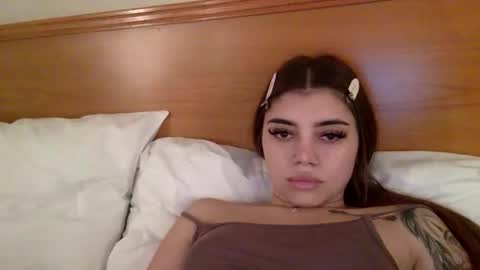 mihaela4467922 online show from 24, 4, 2026