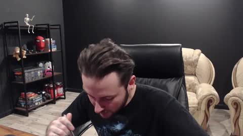 Misha Winchester online show from 4, 12, 2025