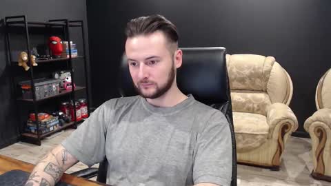 Misha Winchester online show from 18, 12, 2025