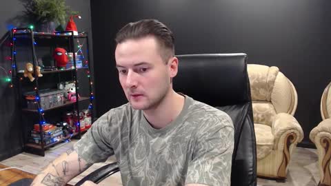 Misha Winchester online show from 23, 12, 2025