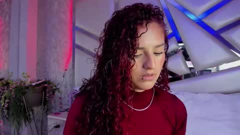 Snapshot of miia02 chatting on 8, 3, 2025 MIA 3 online show from 8, 3, 2025