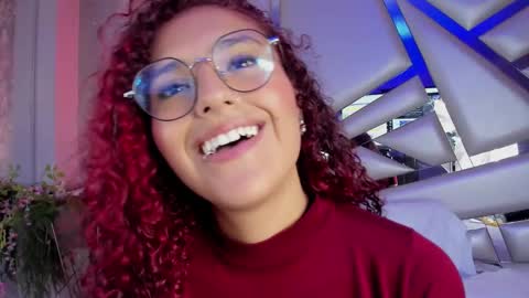 Snapshot of miia02 chatting on 8, 3, 2025 MIA 3 online show from 8, 3, 2025