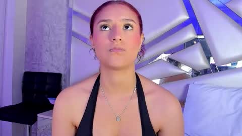 Snapshot of miia02 chatting on 26, 9, 2025 MIA 3 online show from 26, 9, 2025