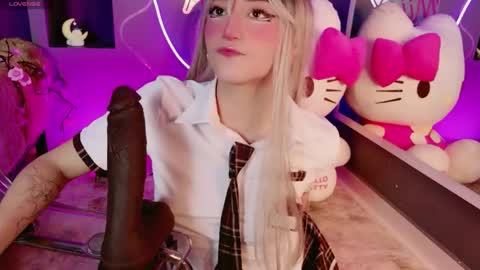   online show from 25, 4, 2026