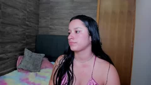 Mia online show from 7, 7, 2026