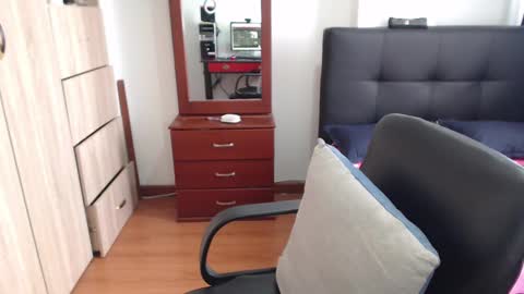  miia big1boobs online show from 28, 2, 2025