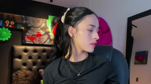 miia_bratz online show from 7, 5, 2026
