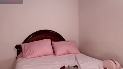 Snapshot of miia_monroy chatting on 3, 3, 2026 miia_monroy online show from 3, 3, 2026