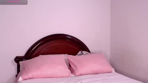 Snapshot of miia_monroy chatting on 5, 3, 2026 miia_monroy online show from 5, 3, 2026