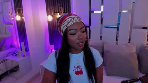 Miia Schwarz  online show from 16, 10, 2025