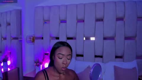 Miia Schwarz  online show from 18, 2, 2026