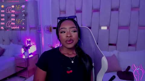 Miia Schwarz  online show from 18, 3, 2026