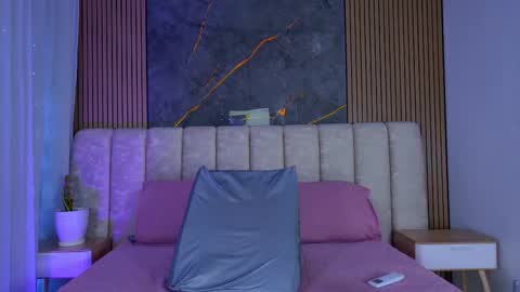 miia scoott  online show from 14, 3, 2026