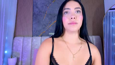 miia scoott  online show from 17, 4, 2026