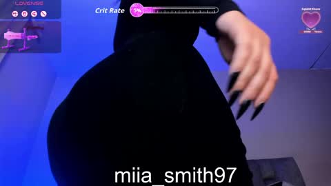 mia online show from 25, 4, 2026