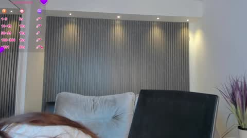 Miia 3 online show from 20, 1, 2025